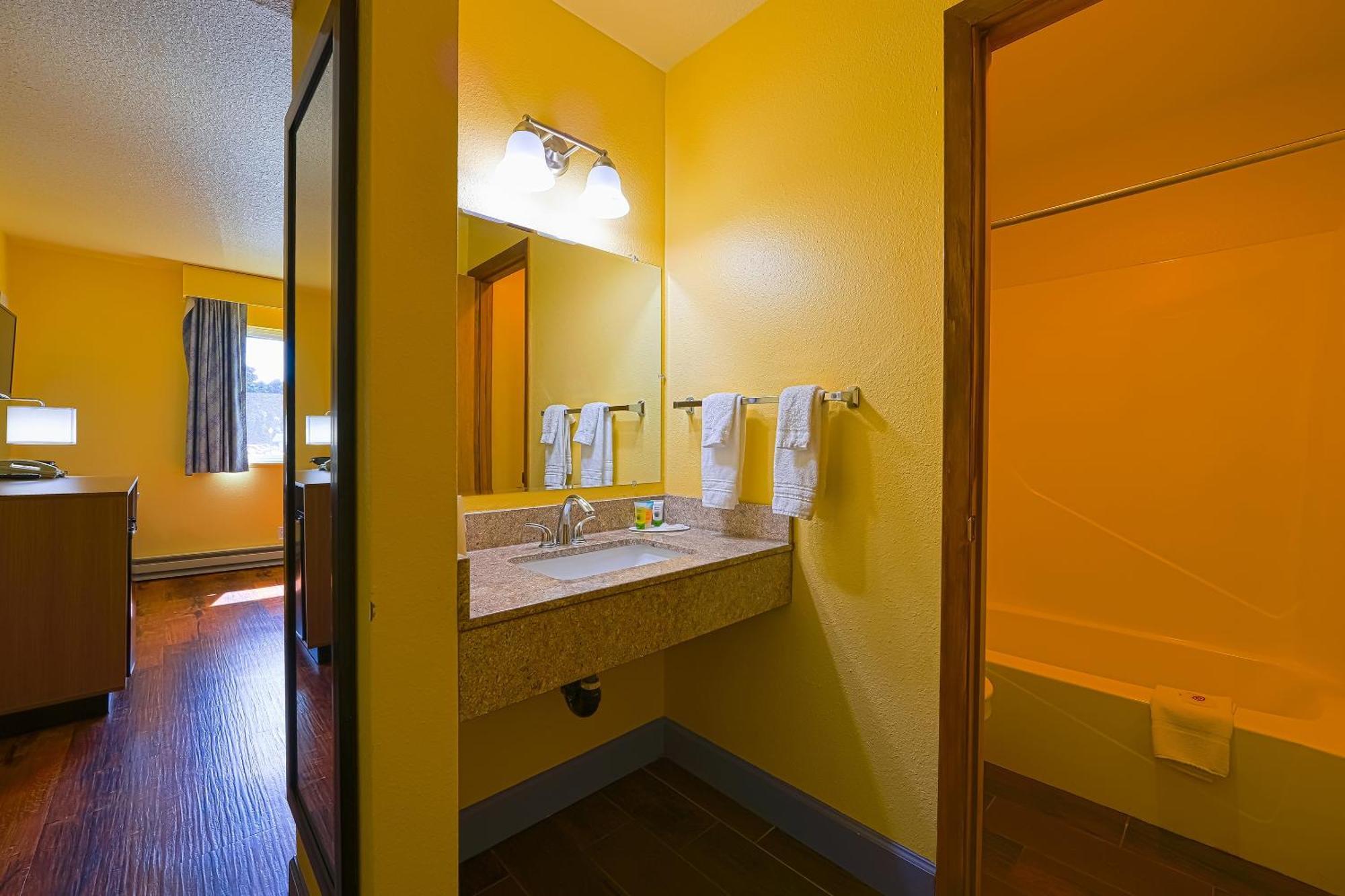 Coastal Inn By Oyo Lincoln City - Oregon Coast Hwy Extérieur photo