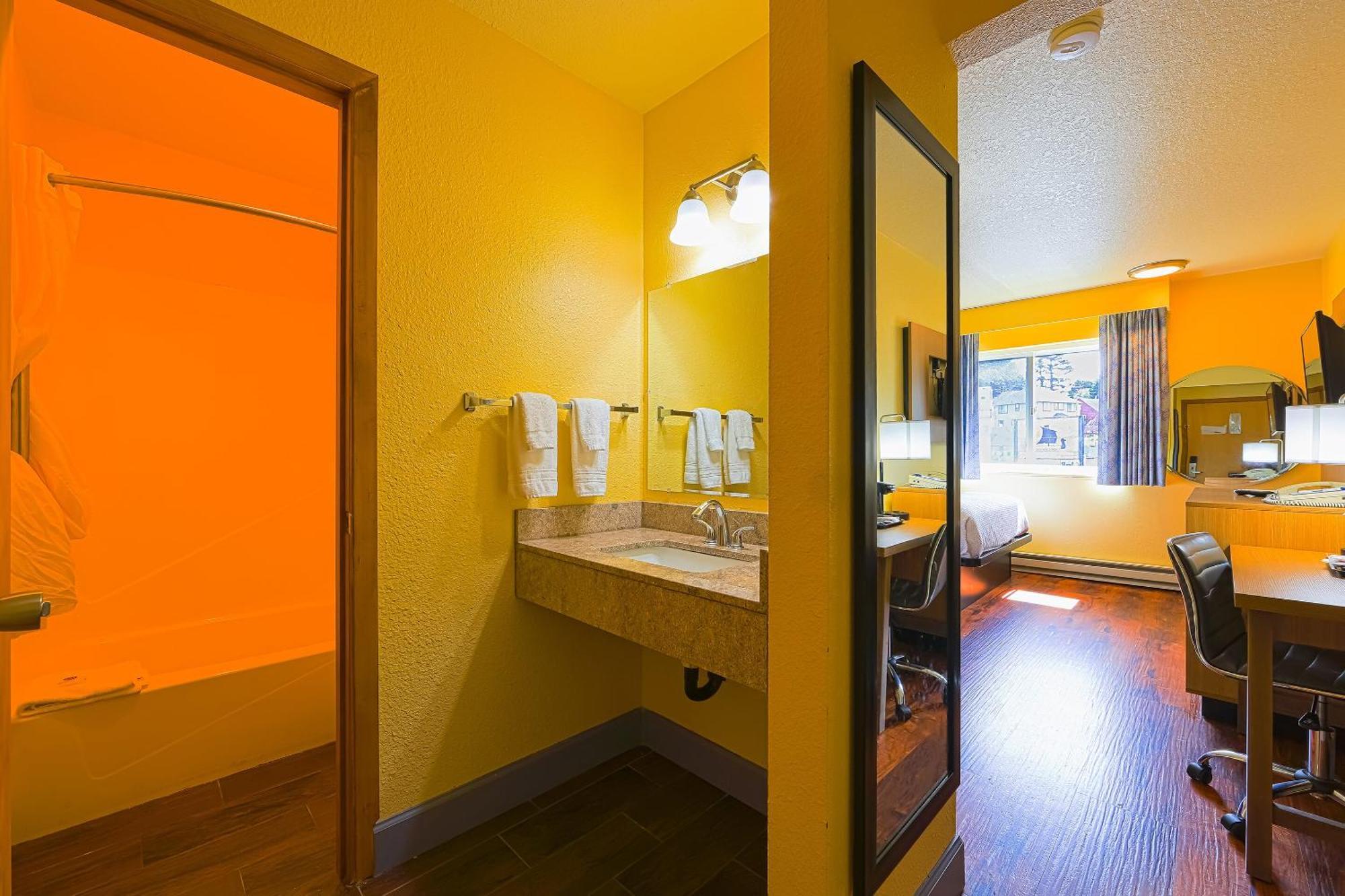 Coastal Inn By Oyo Lincoln City - Oregon Coast Hwy Extérieur photo